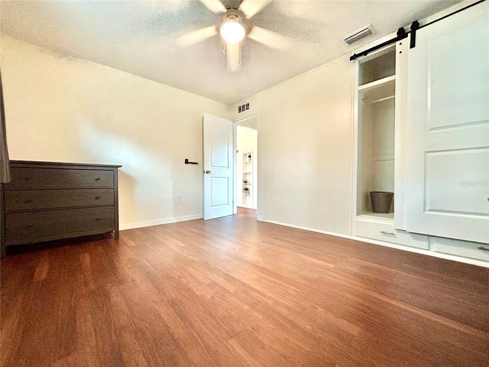 701 50TH AVE N, ST PETERSBURG, FL, 33703