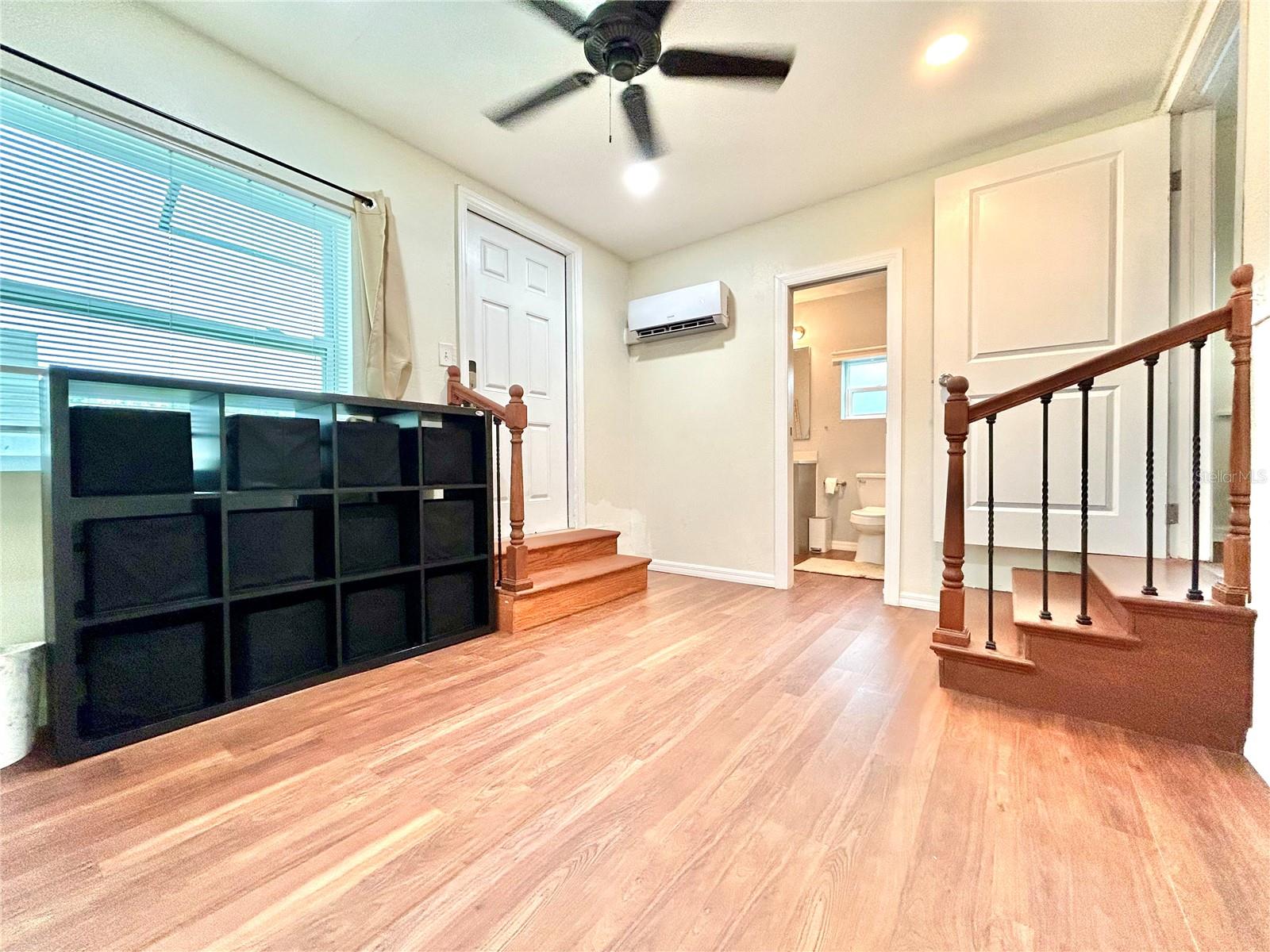 701 50TH AVE N, ST PETERSBURG, FL, 33703