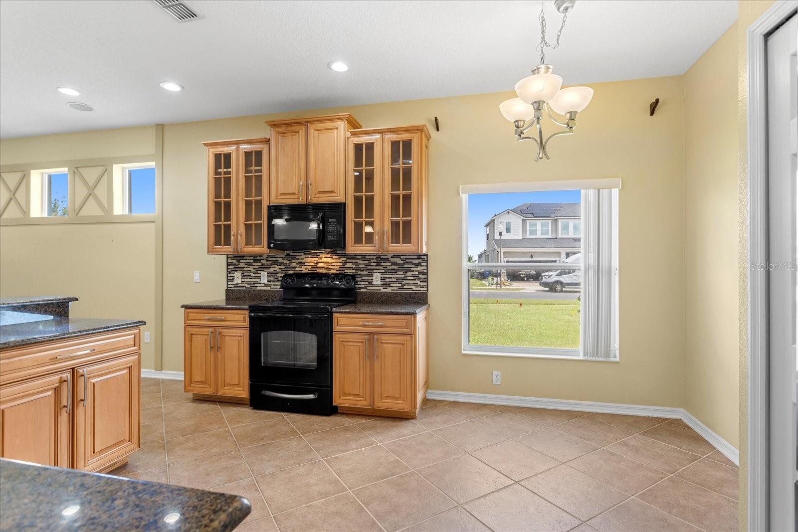 303 WHITE WATER BAY DR, GROVELAND, FL, 34736
