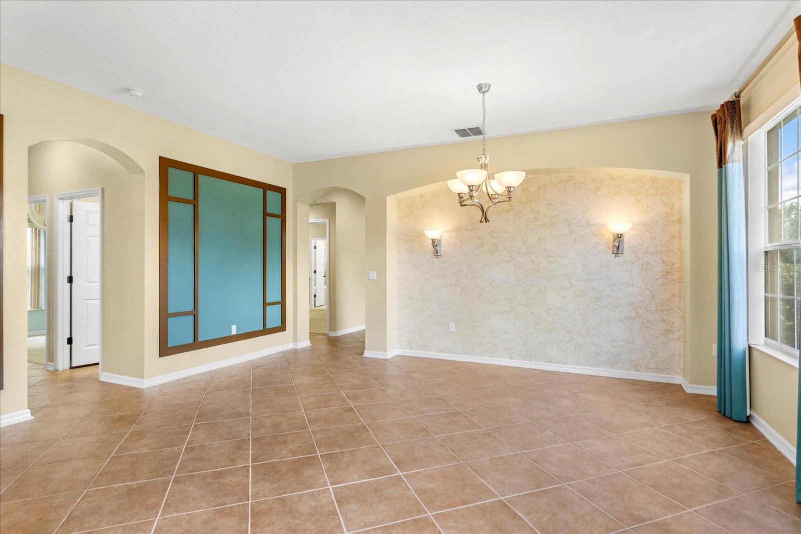 303 WHITE WATER BAY DR, GROVELAND, FL, 34736