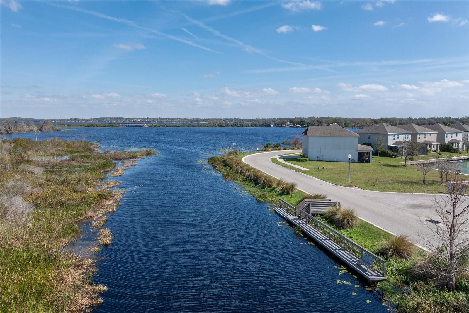 303 WHITE WATER BAY DR, GROVELAND, FL, 34736