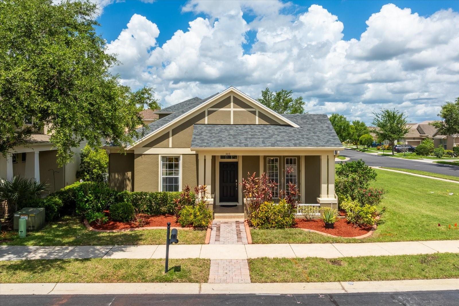 303 WHITE WATER BAY DR, GROVELAND, FL, 34736