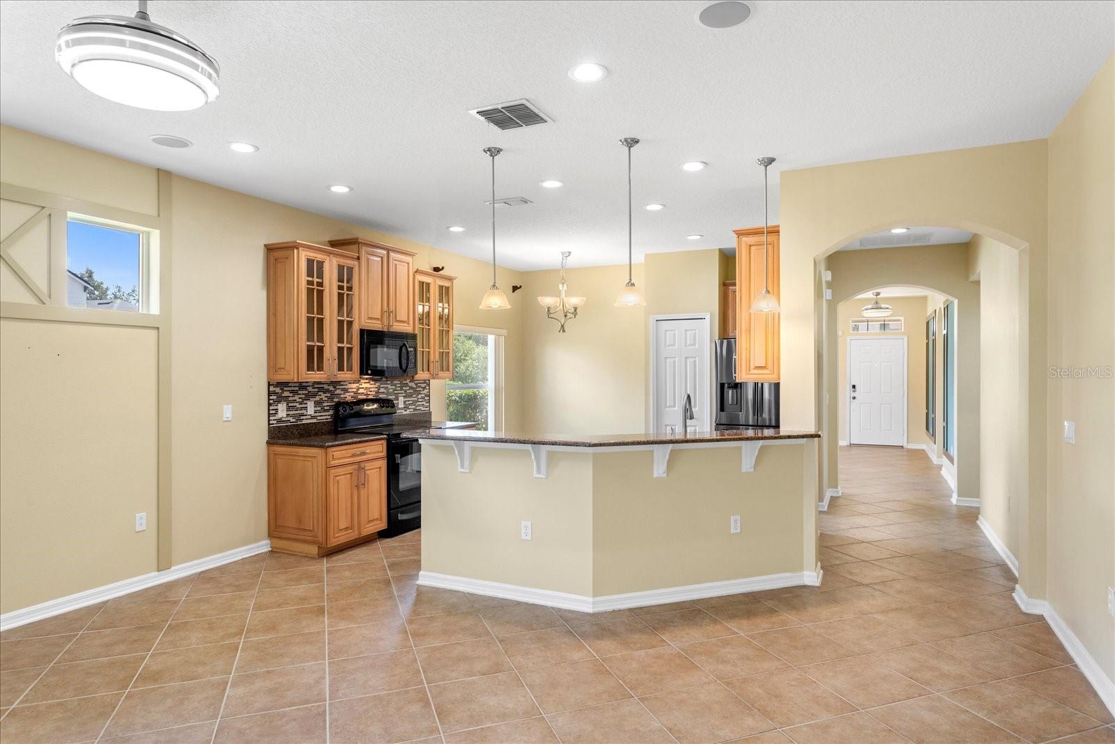 303 WHITE WATER BAY DR, GROVELAND, FL, 34736