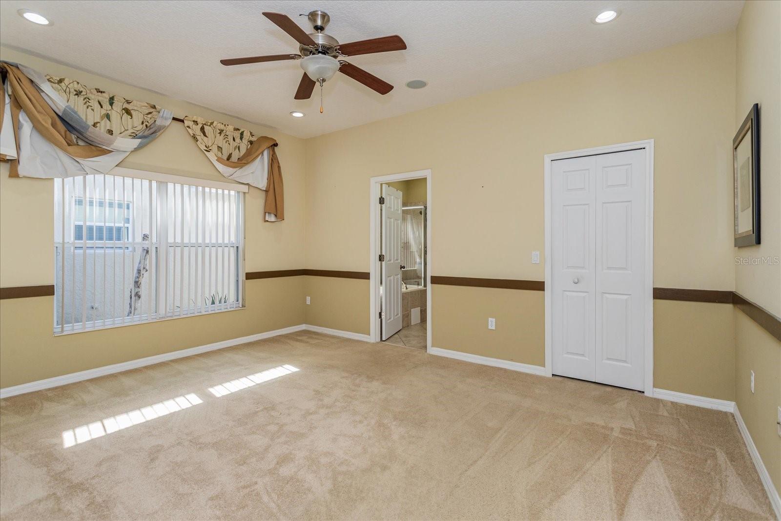 303 WHITE WATER BAY DR, GROVELAND, FL, 34736