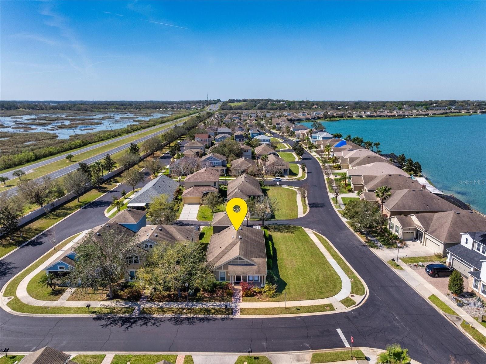 303 WHITE WATER BAY DR, GROVELAND, FL, 34736