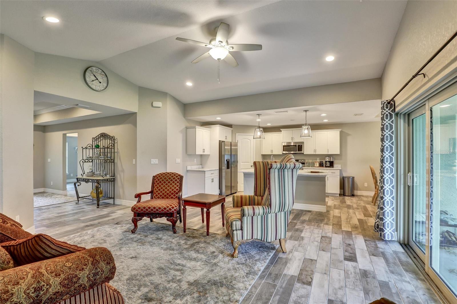 470 SUNSET RD N, ROTONDA WEST, FL, 33947