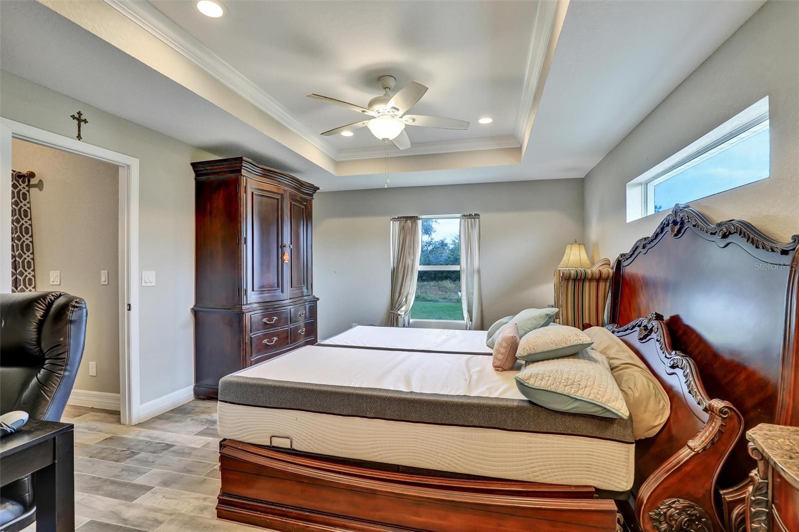 470 SUNSET RD N, ROTONDA WEST, FL, 33947