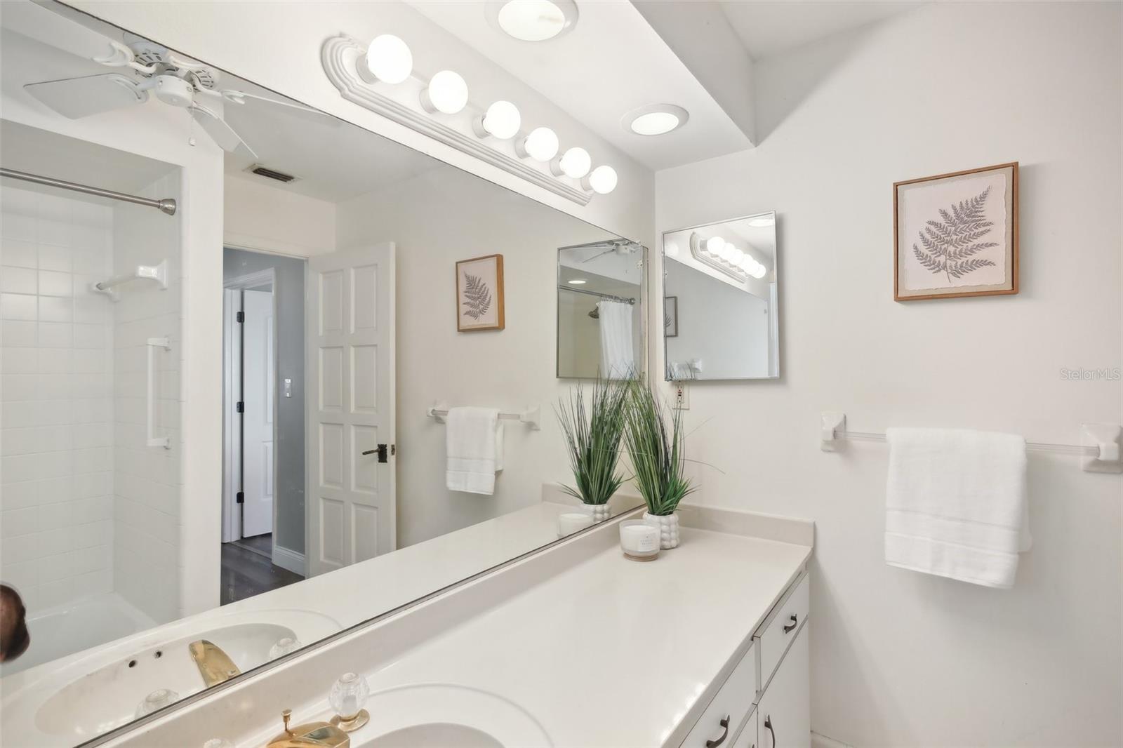 8432 MERRIMOOR BLVD, SEMINOLE, FL, 33777