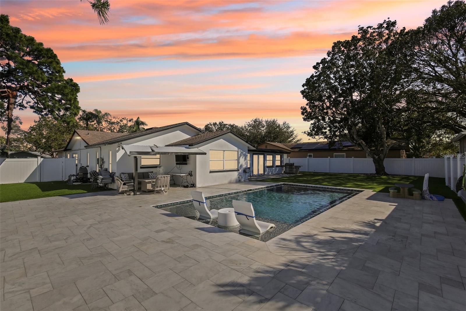 8432 MERRIMOOR BLVD, SEMINOLE, FL, 33777