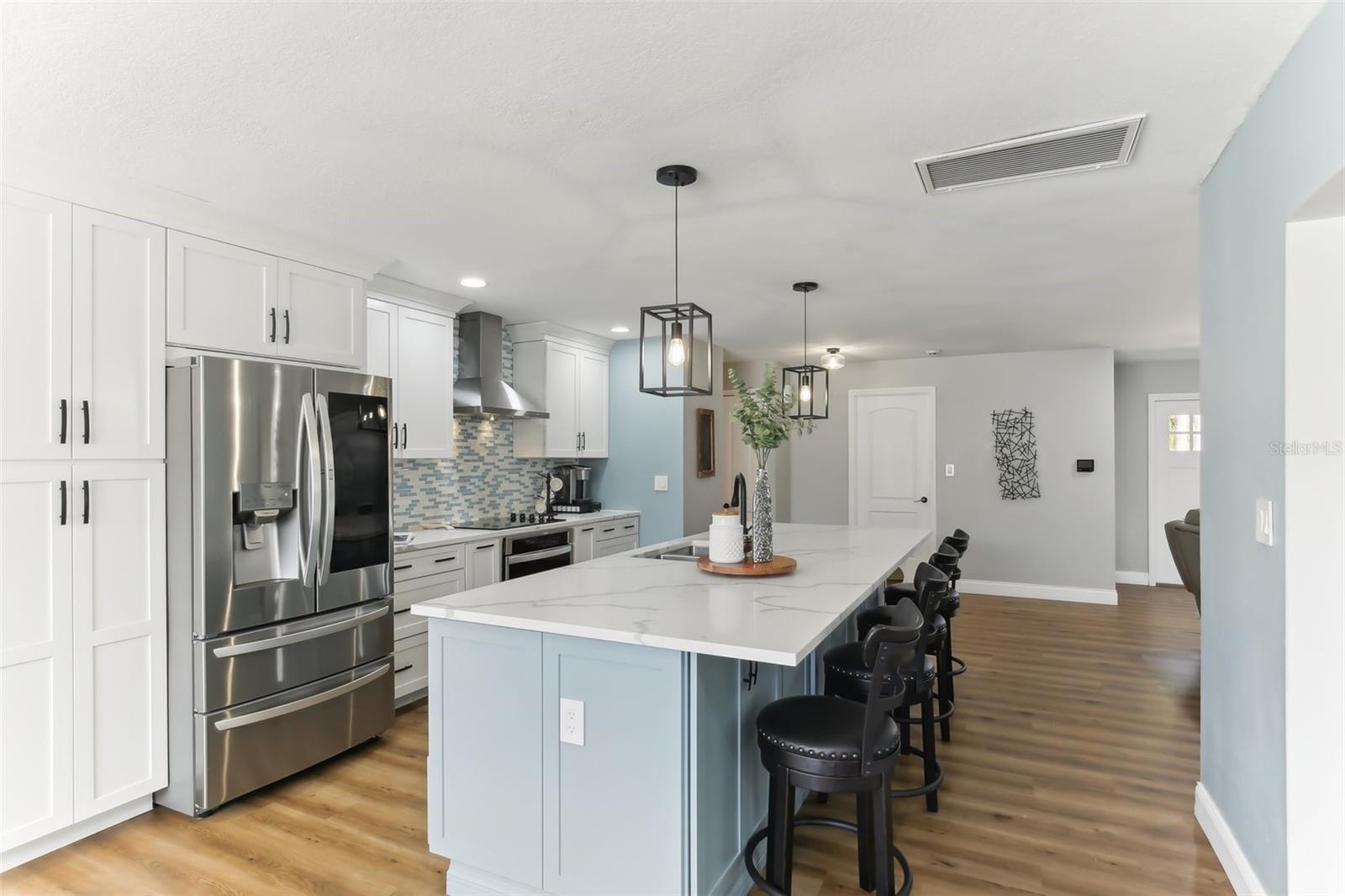 8432 MERRIMOOR BLVD, SEMINOLE, FL, 33777