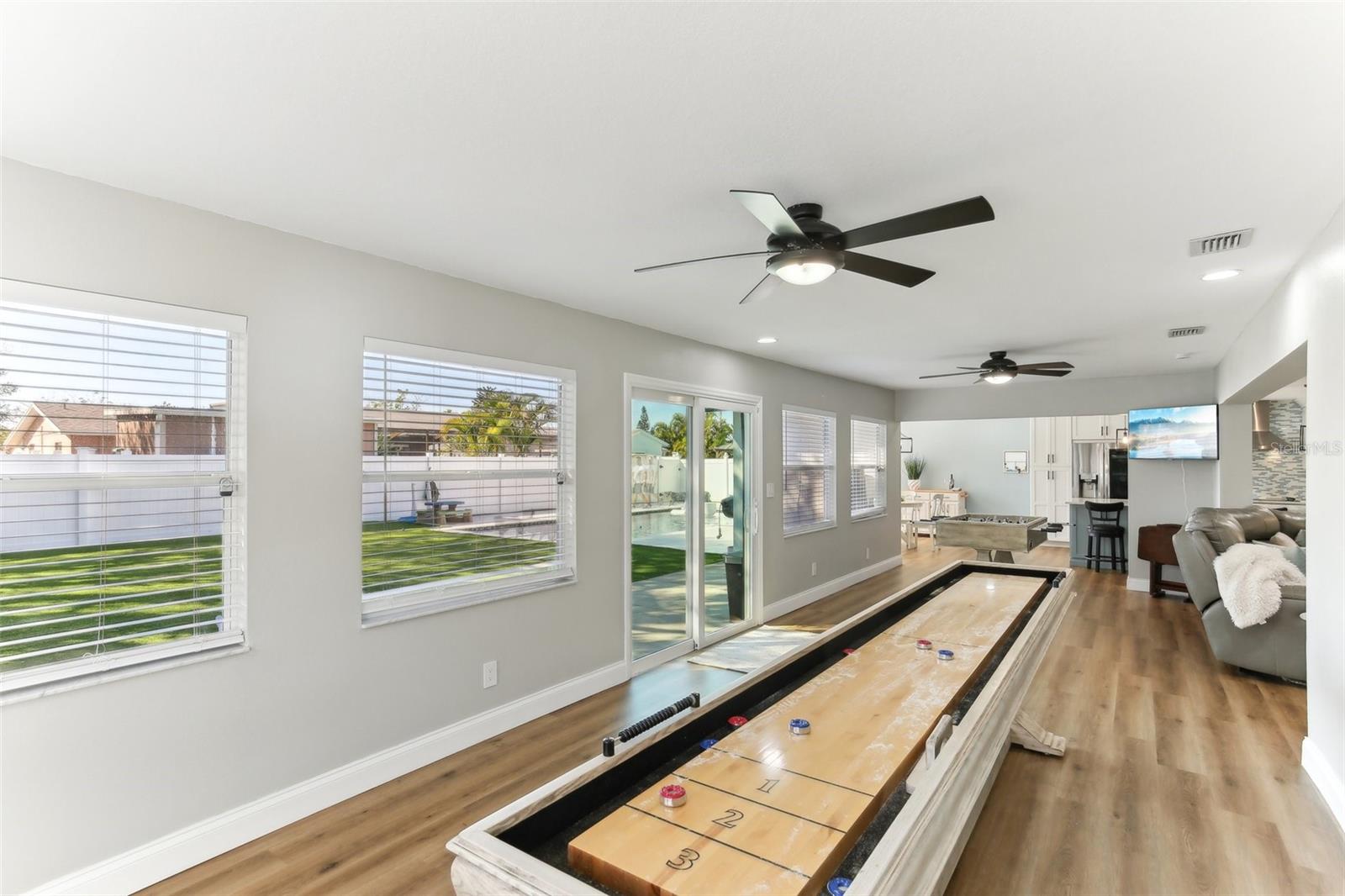 8432 MERRIMOOR BLVD, SEMINOLE, FL, 33777
