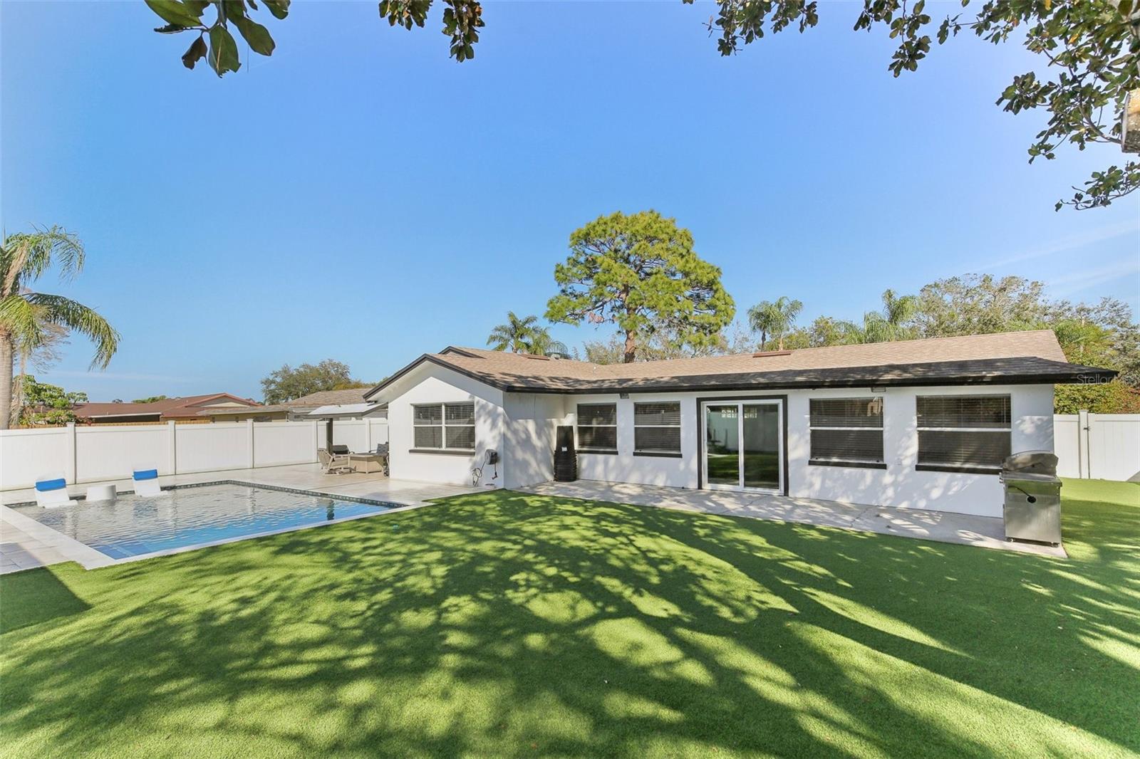 8432 MERRIMOOR BLVD, SEMINOLE, FL, 33777
