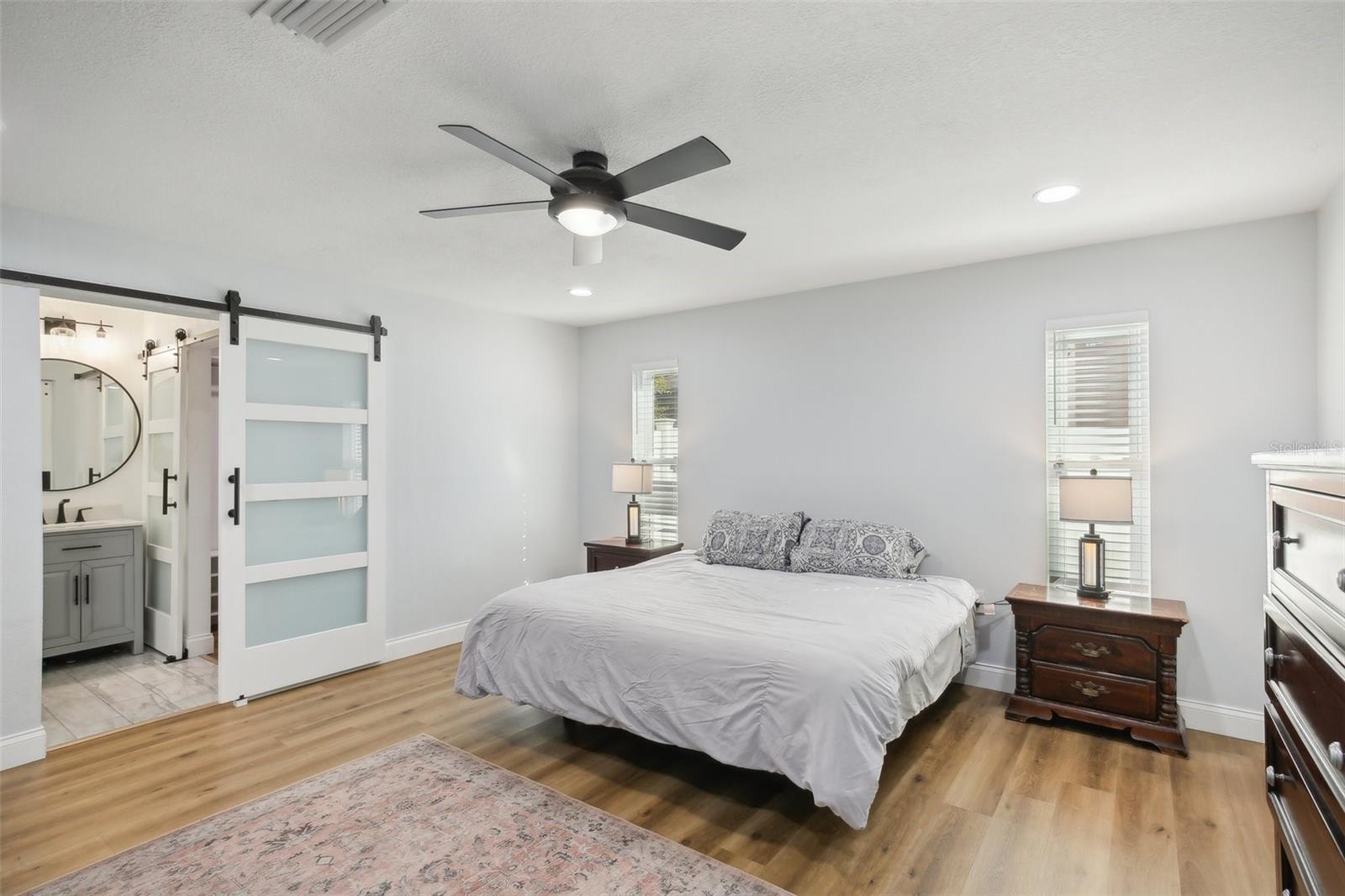 8432 MERRIMOOR BLVD, SEMINOLE, FL, 33777