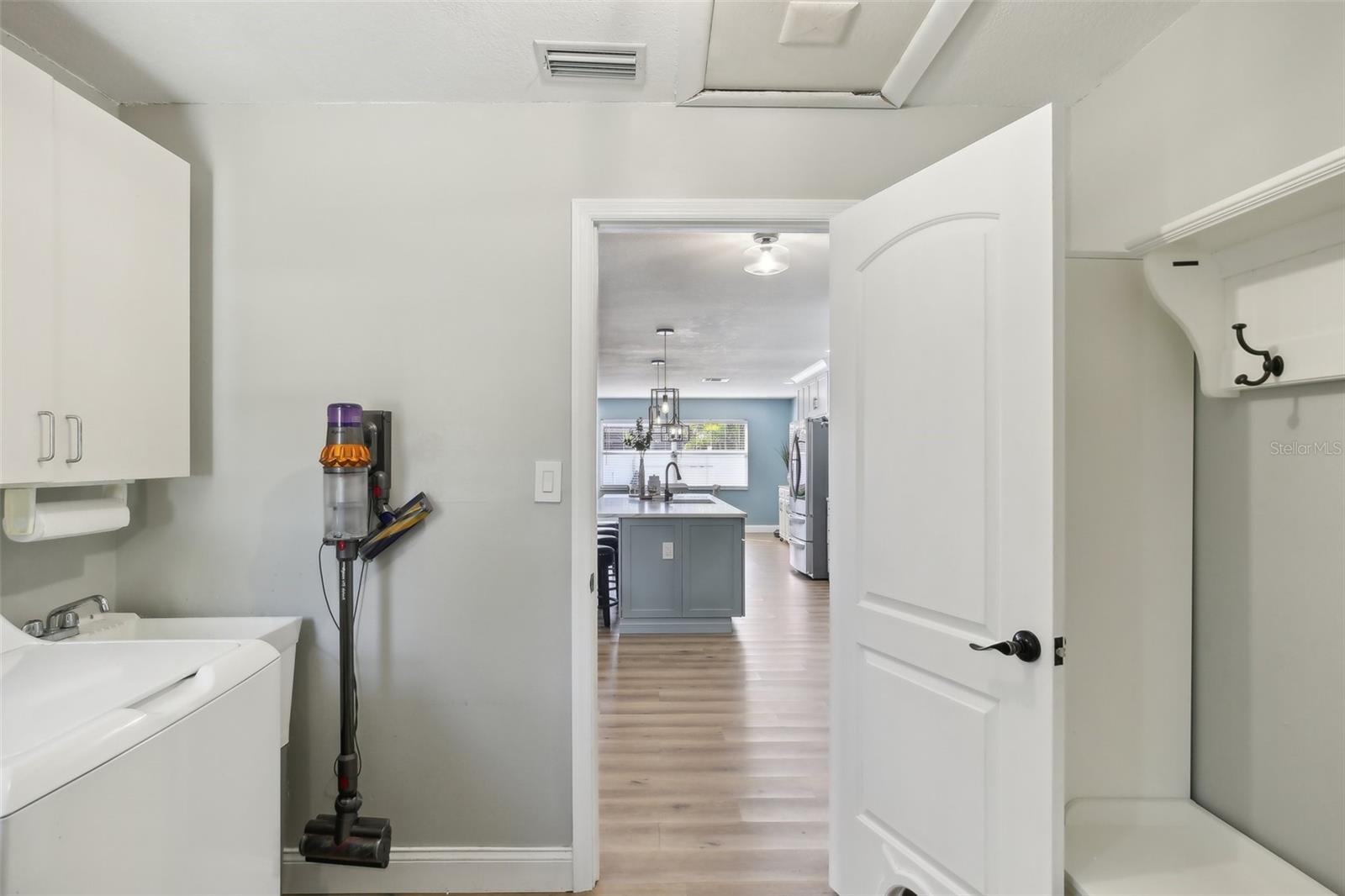 8432 MERRIMOOR BLVD, SEMINOLE, FL, 33777