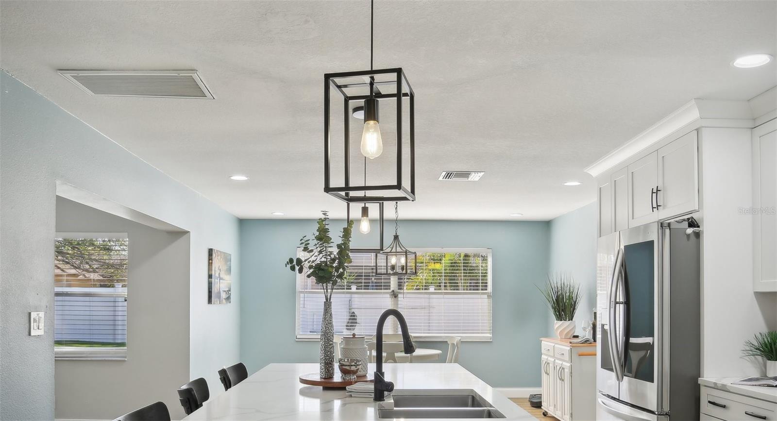 8432 MERRIMOOR BLVD, SEMINOLE, FL, 33777