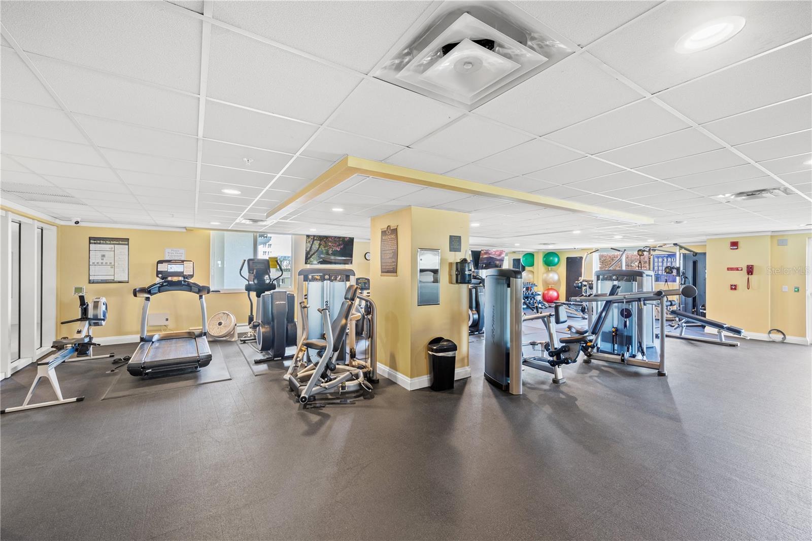 800 N TAMIAMI TRL #810, SARASOTA, FL, 34236