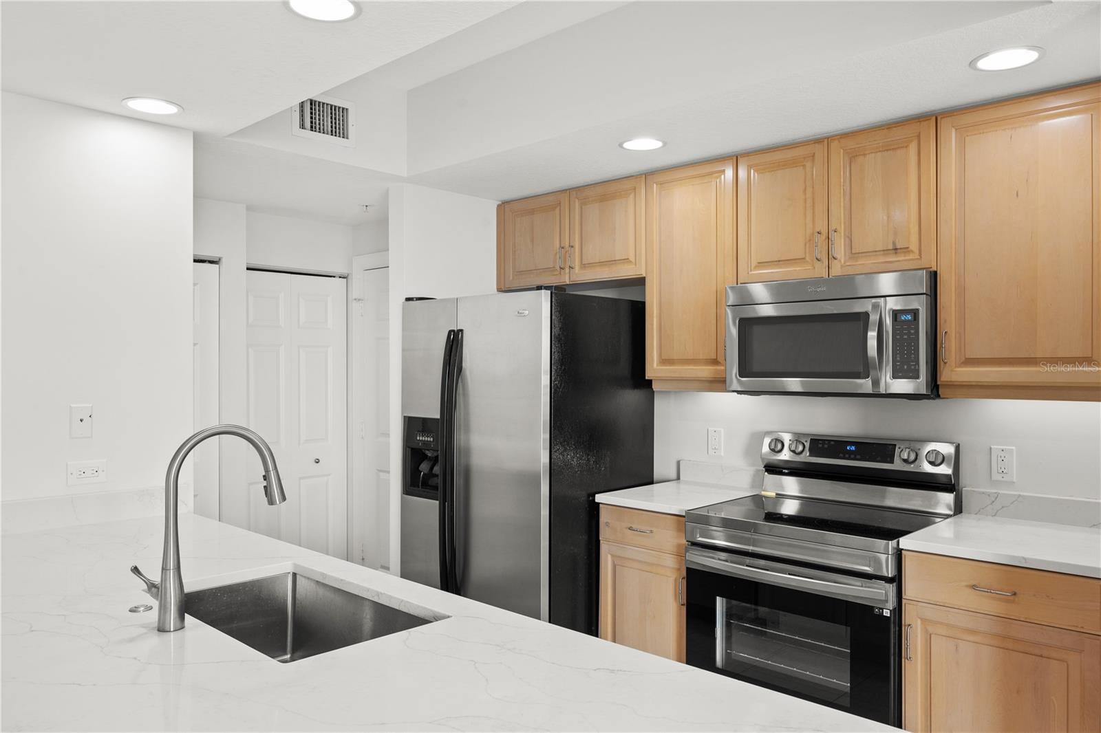 800 N TAMIAMI TRL #810, SARASOTA, FL, 34236