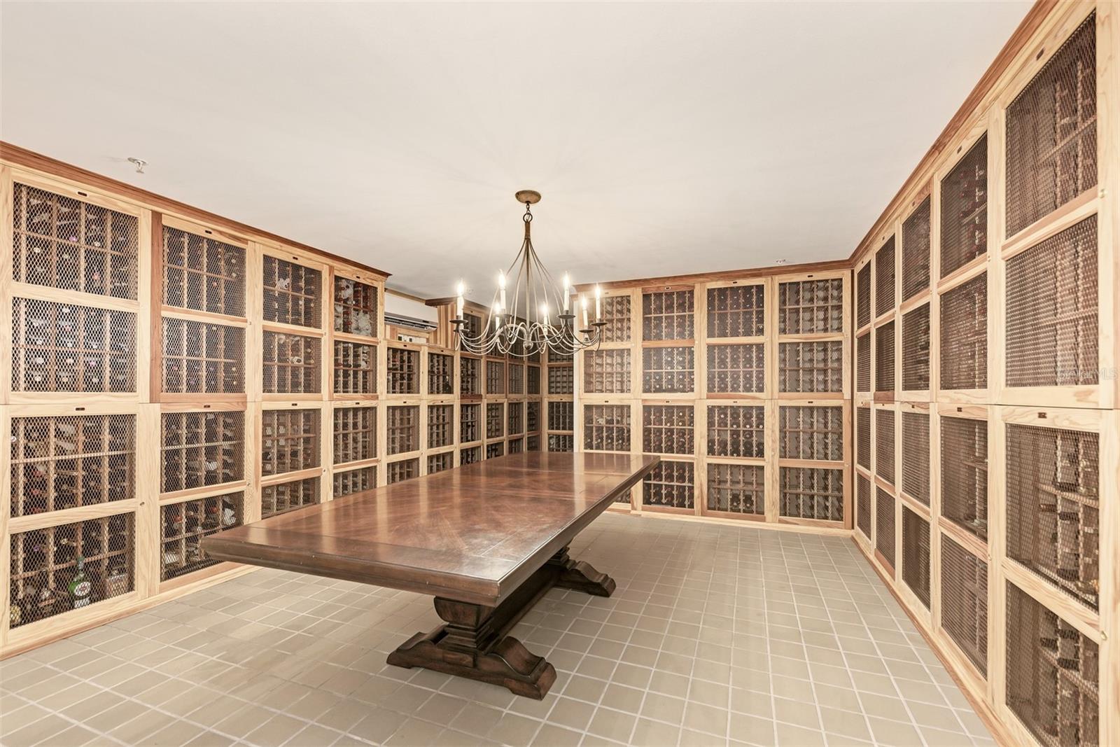 800 N TAMIAMI TRL #810, SARASOTA, FL, 34236