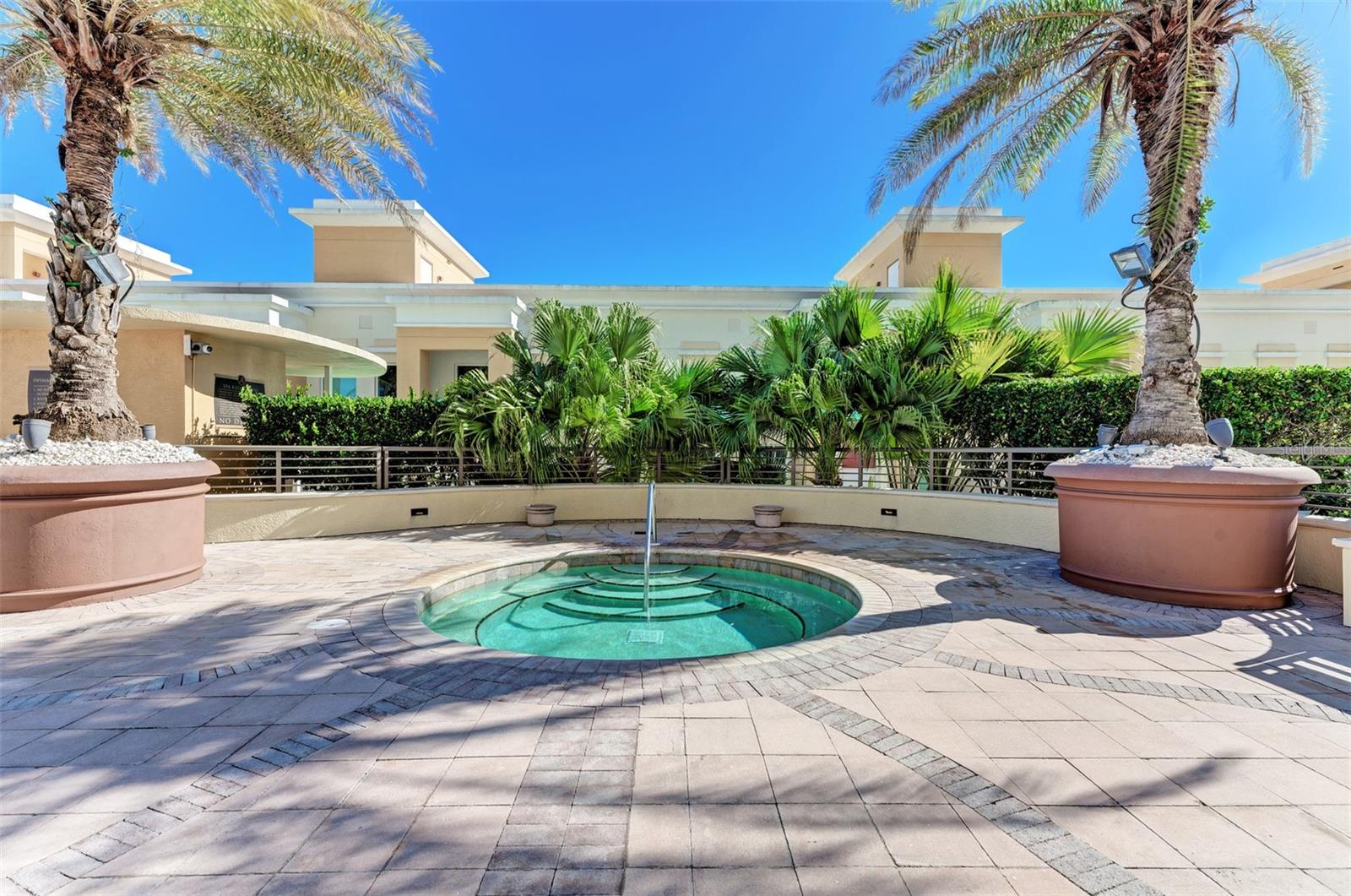 800 N TAMIAMI TRL #810, SARASOTA, FL, 34236