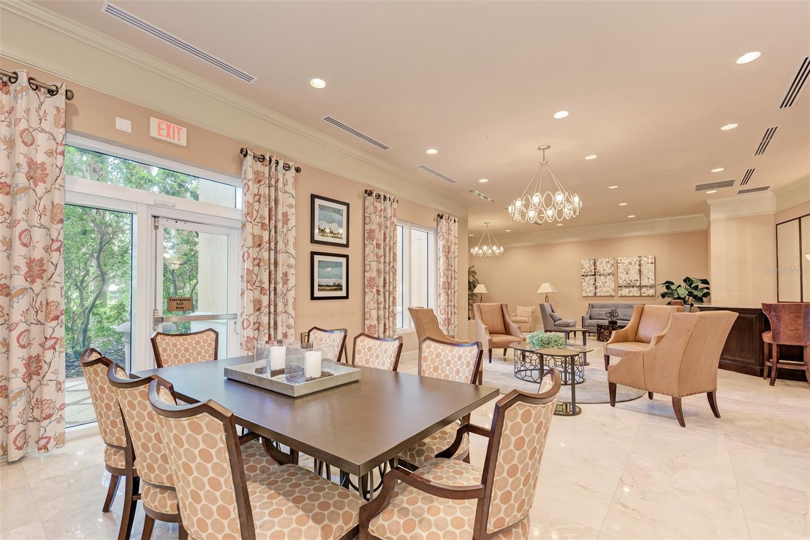 800 N TAMIAMI TRL #810, SARASOTA, FL, 34236