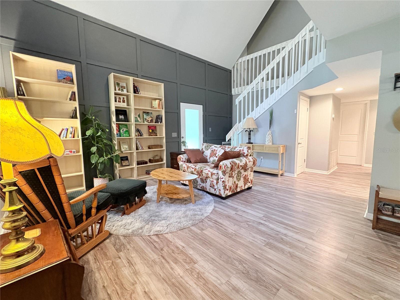 25704 ABERDOVEY AVE, SORRENTO, FL, 32776