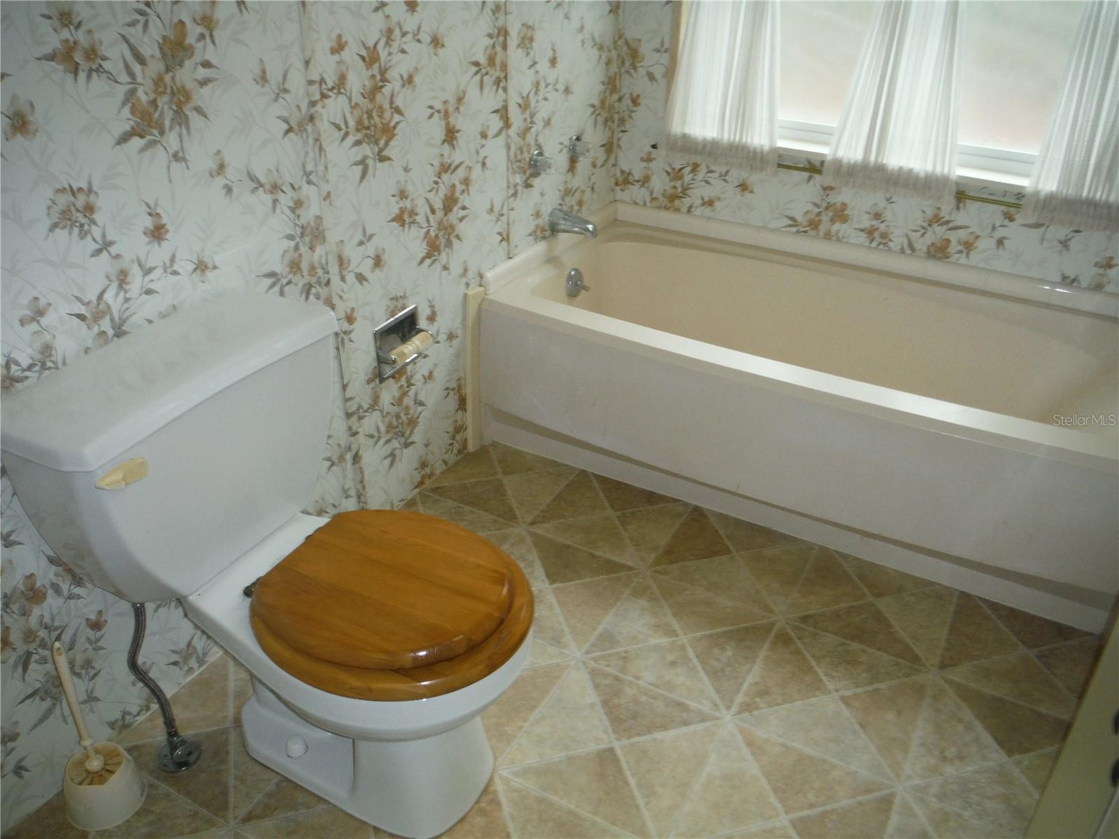 133 CLUBVIEW DR #137, SAFETY HARBOR, FL, 34695