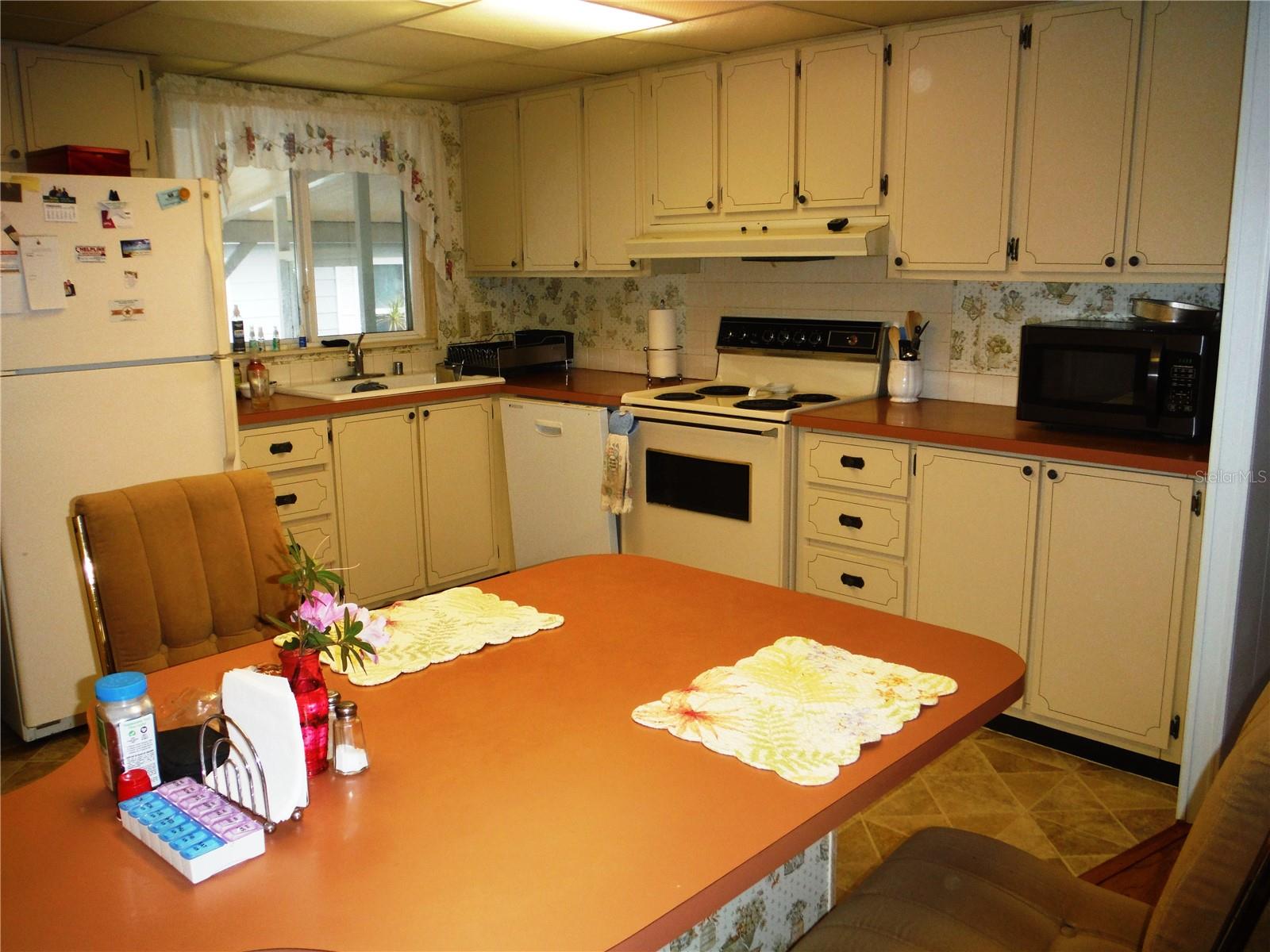 133 CLUBVIEW DR #137, SAFETY HARBOR, FL, 34695