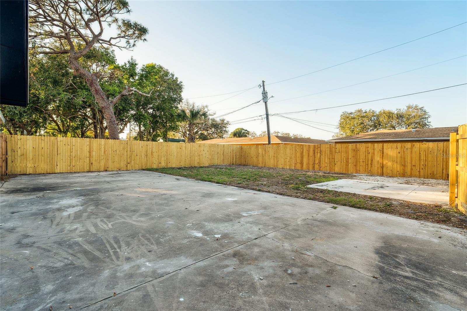 419 92ND AVE N, ST PETERSBURG, FL, 33702