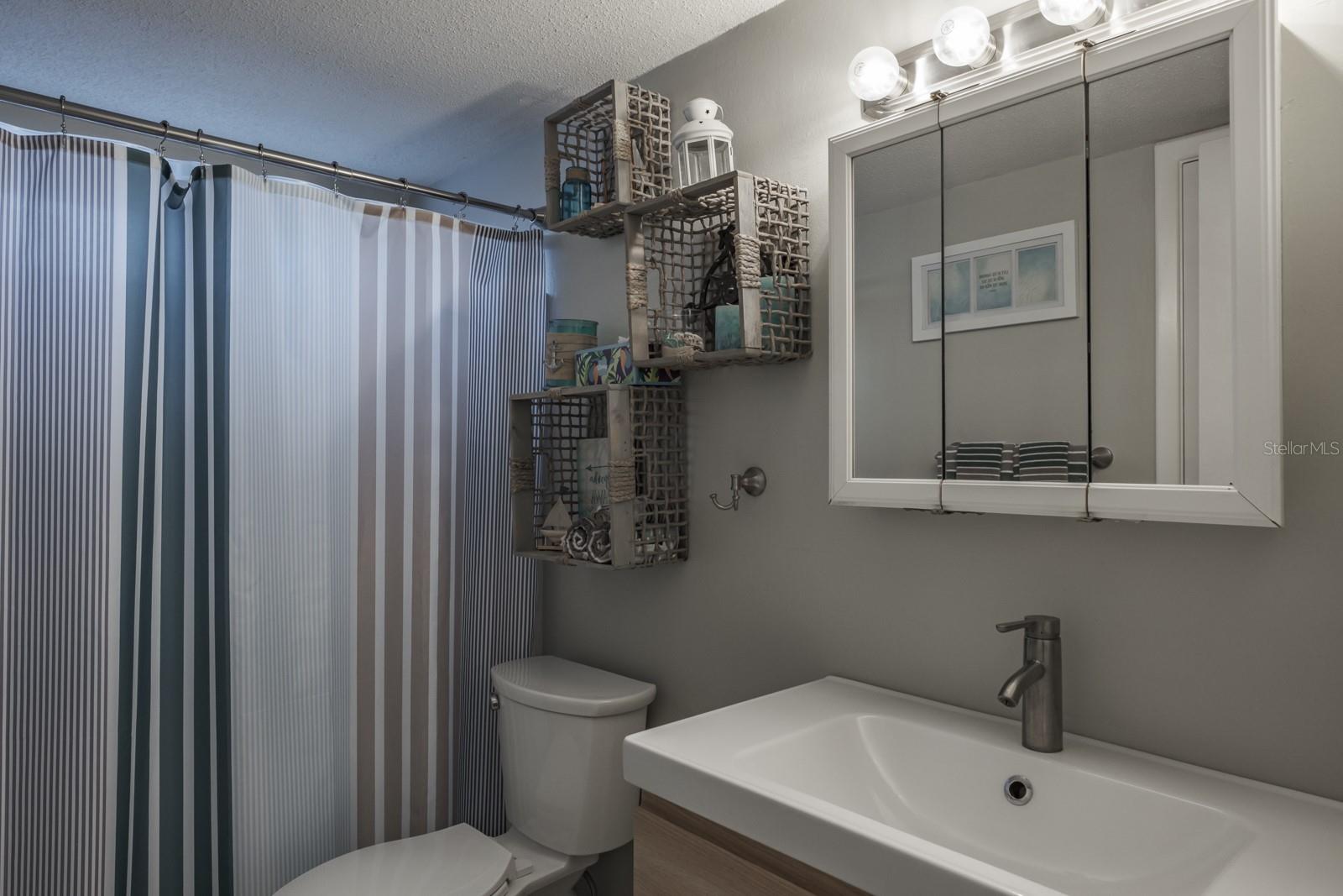 1828 ELMHURST DR, CLEARWATER, FL, 33765
