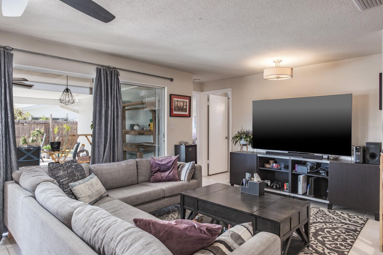 1828 ELMHURST DR, CLEARWATER, FL, 33765