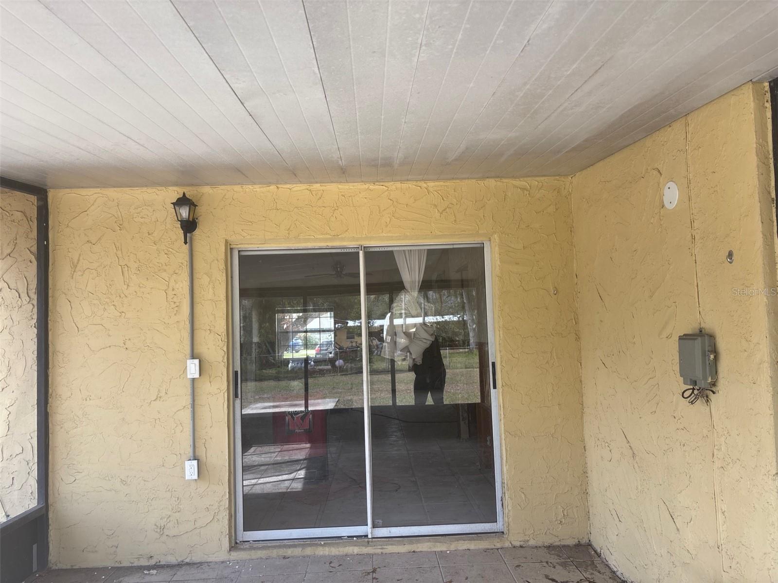 411 SHORE DR E, OLDSMAR, FL, 34677