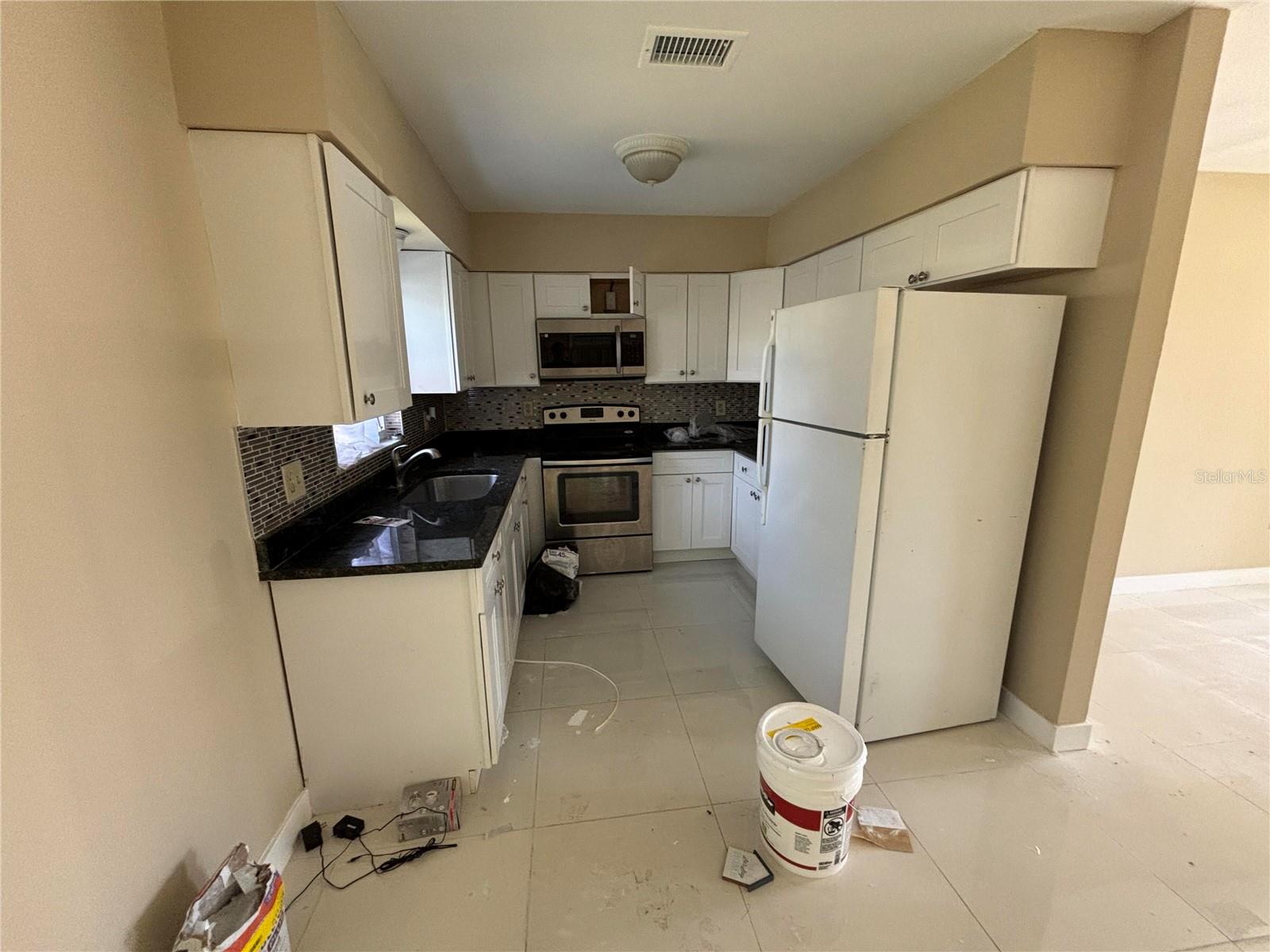 3235 DELRAY DR, TAMPA, FL, 33619