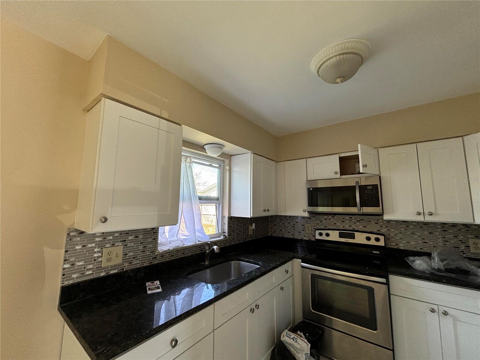 3235 DELRAY DR, TAMPA, FL, 33619