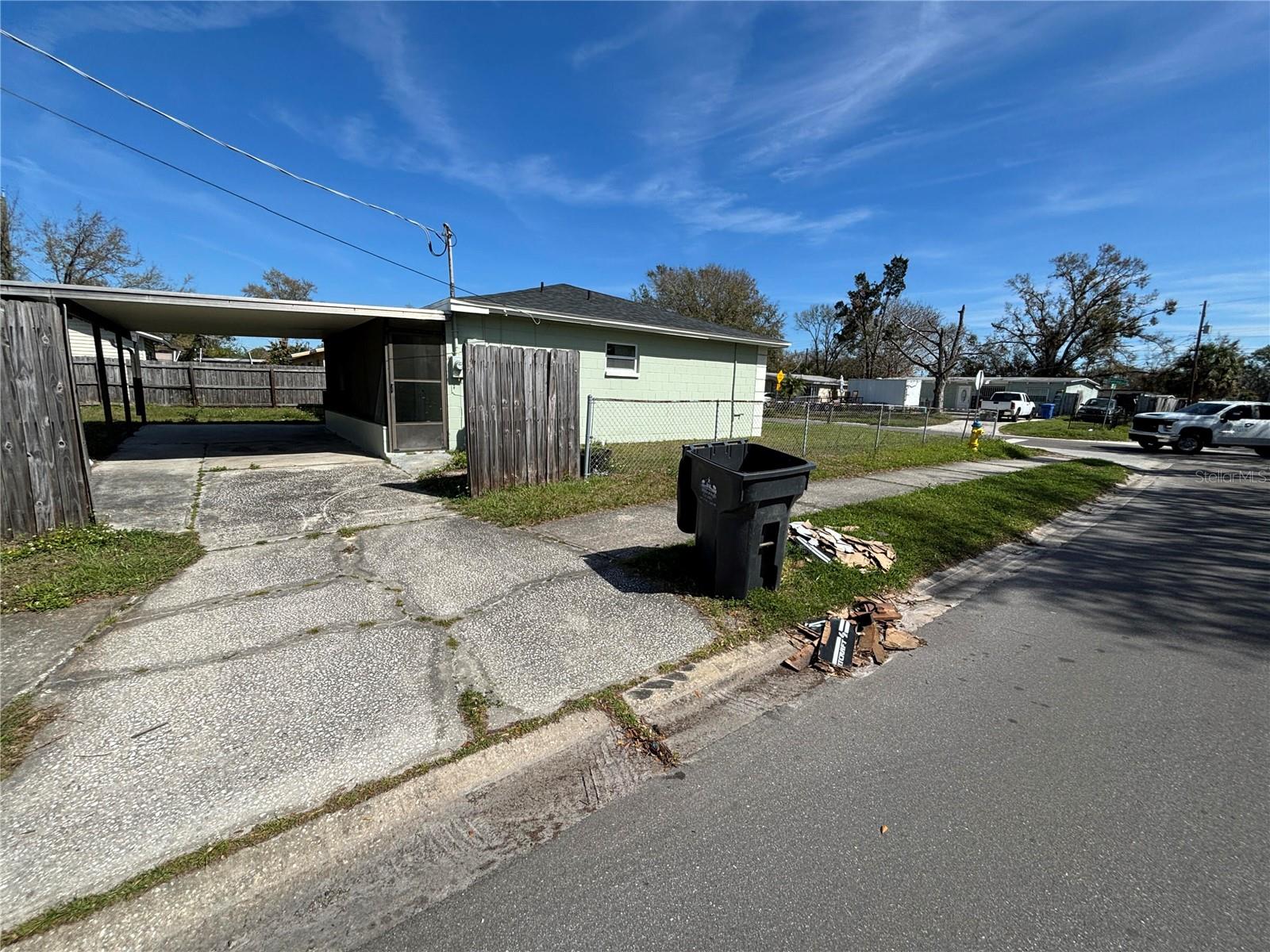3235 DELRAY DR, TAMPA, FL, 33619