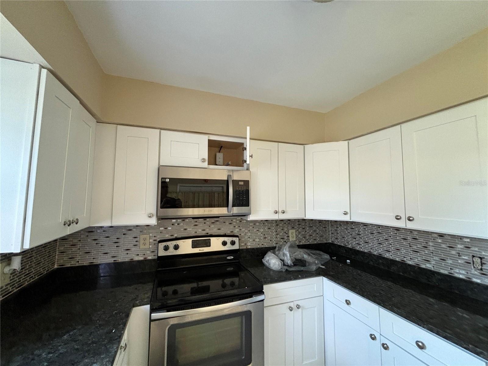 3235 DELRAY DR, TAMPA, FL, 33619