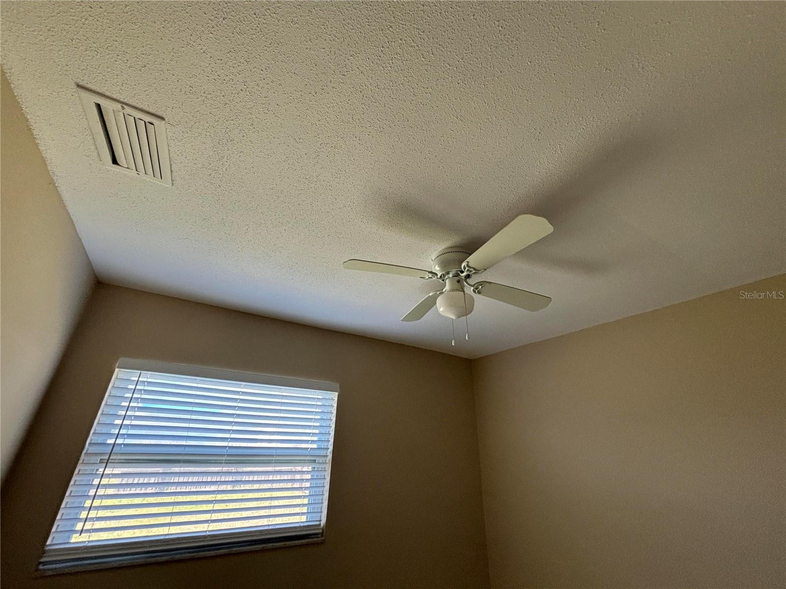 3235 DELRAY DR, TAMPA, FL, 33619