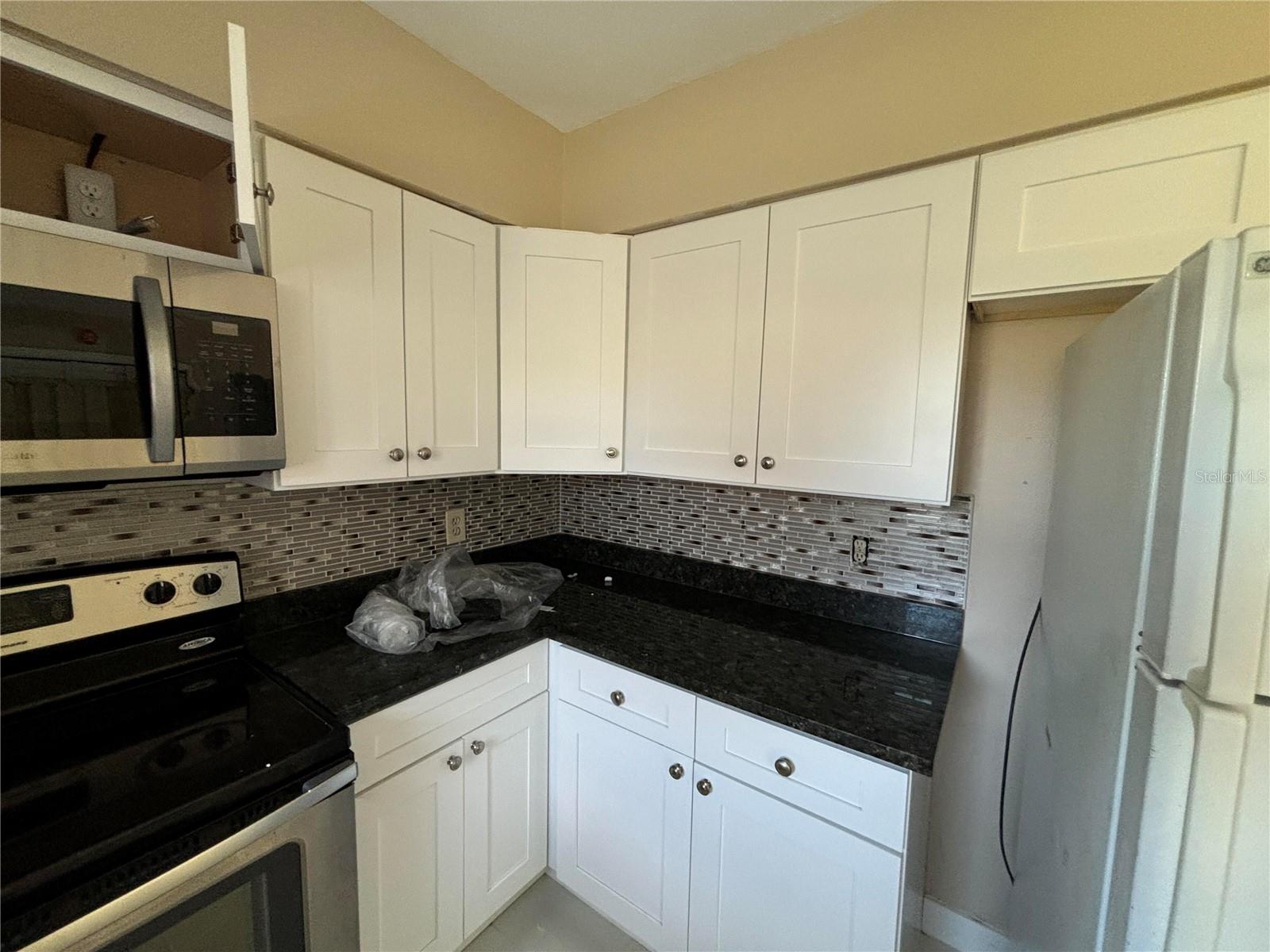 3235 DELRAY DR, TAMPA, FL, 33619