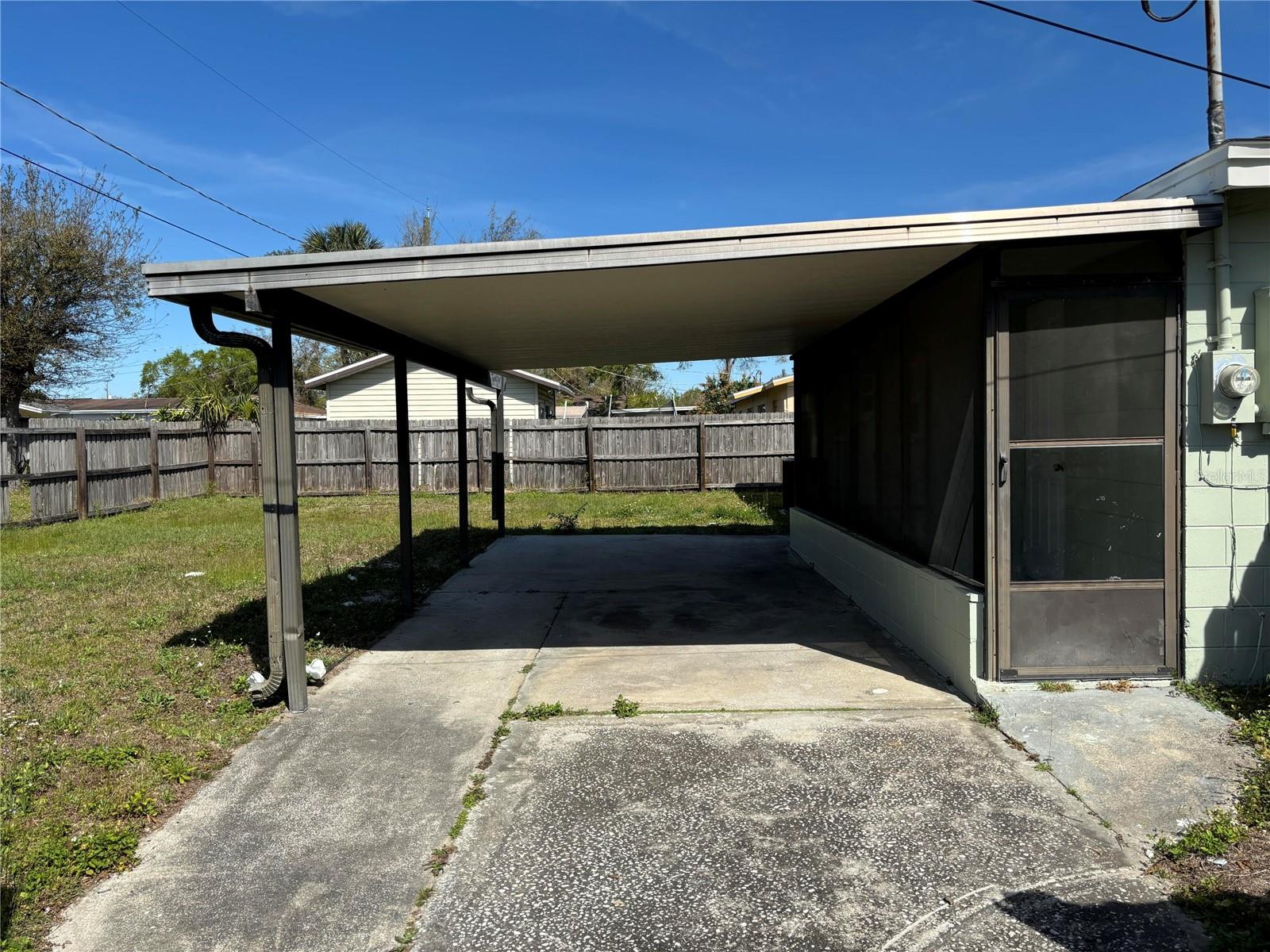 3235 DELRAY DR, TAMPA, FL, 33619