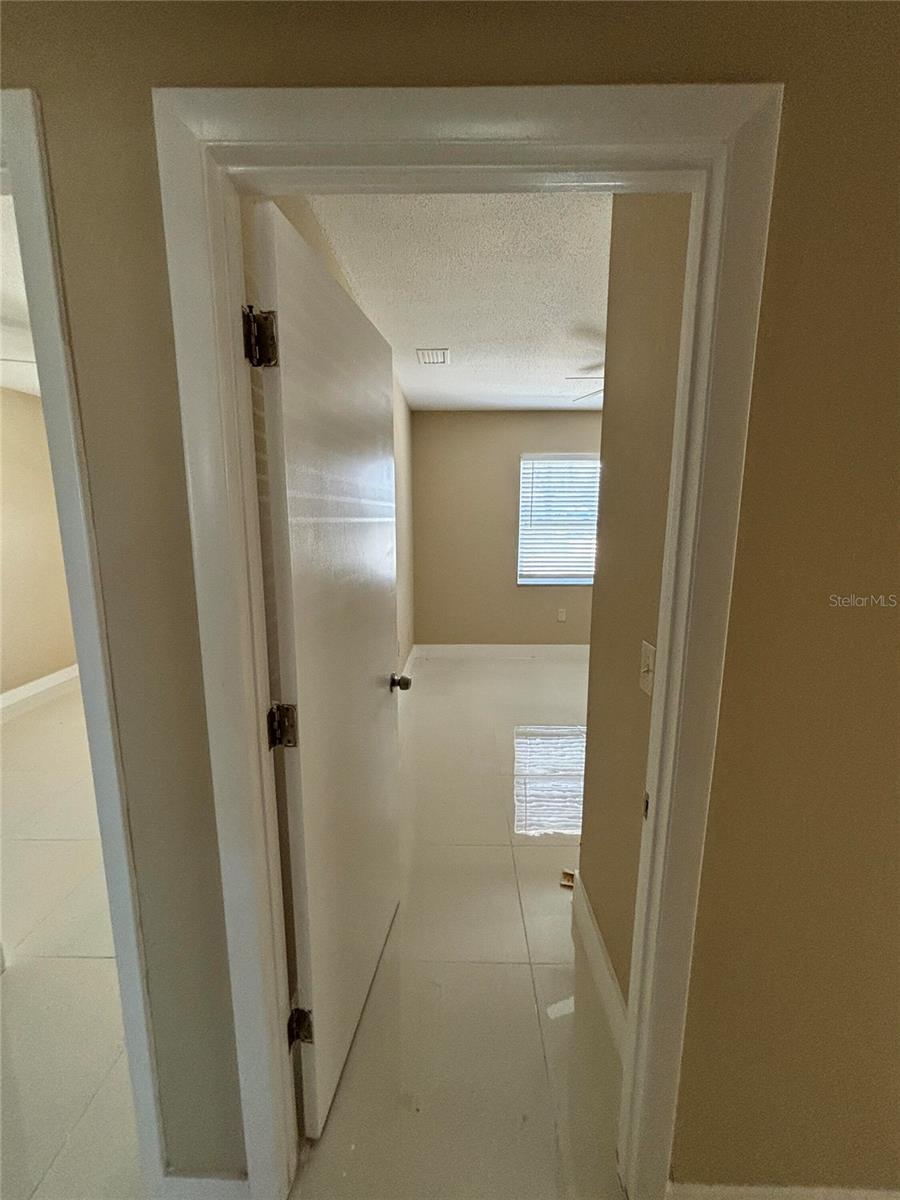 3235 DELRAY DR, TAMPA, FL, 33619