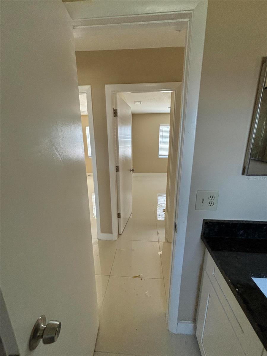 3235 DELRAY DR, TAMPA, FL, 33619