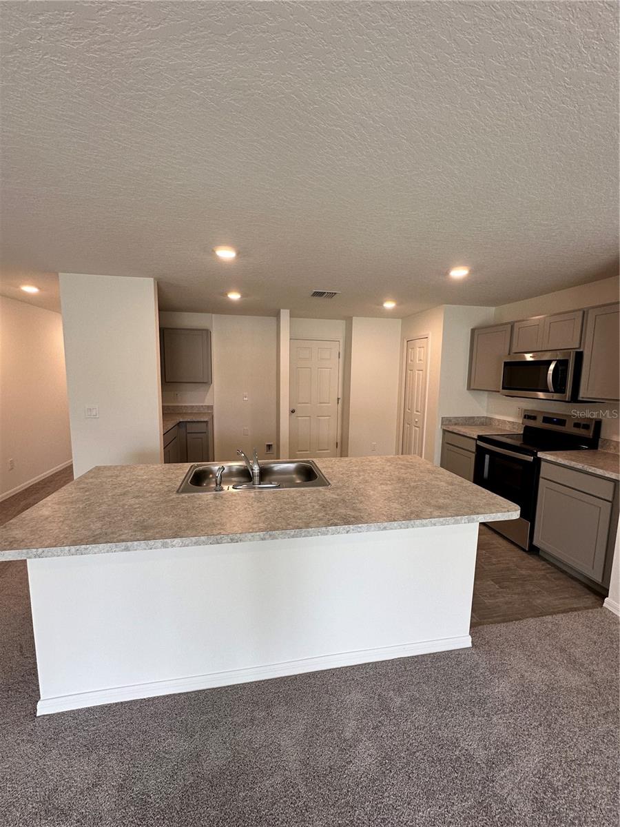 16 ROLLING SANDS DR, PALM COAST, FL, 32164