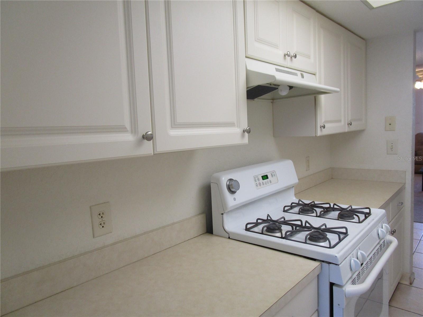 1950 59TH AVE N #212, ST PETERSBURG, FL, 33714