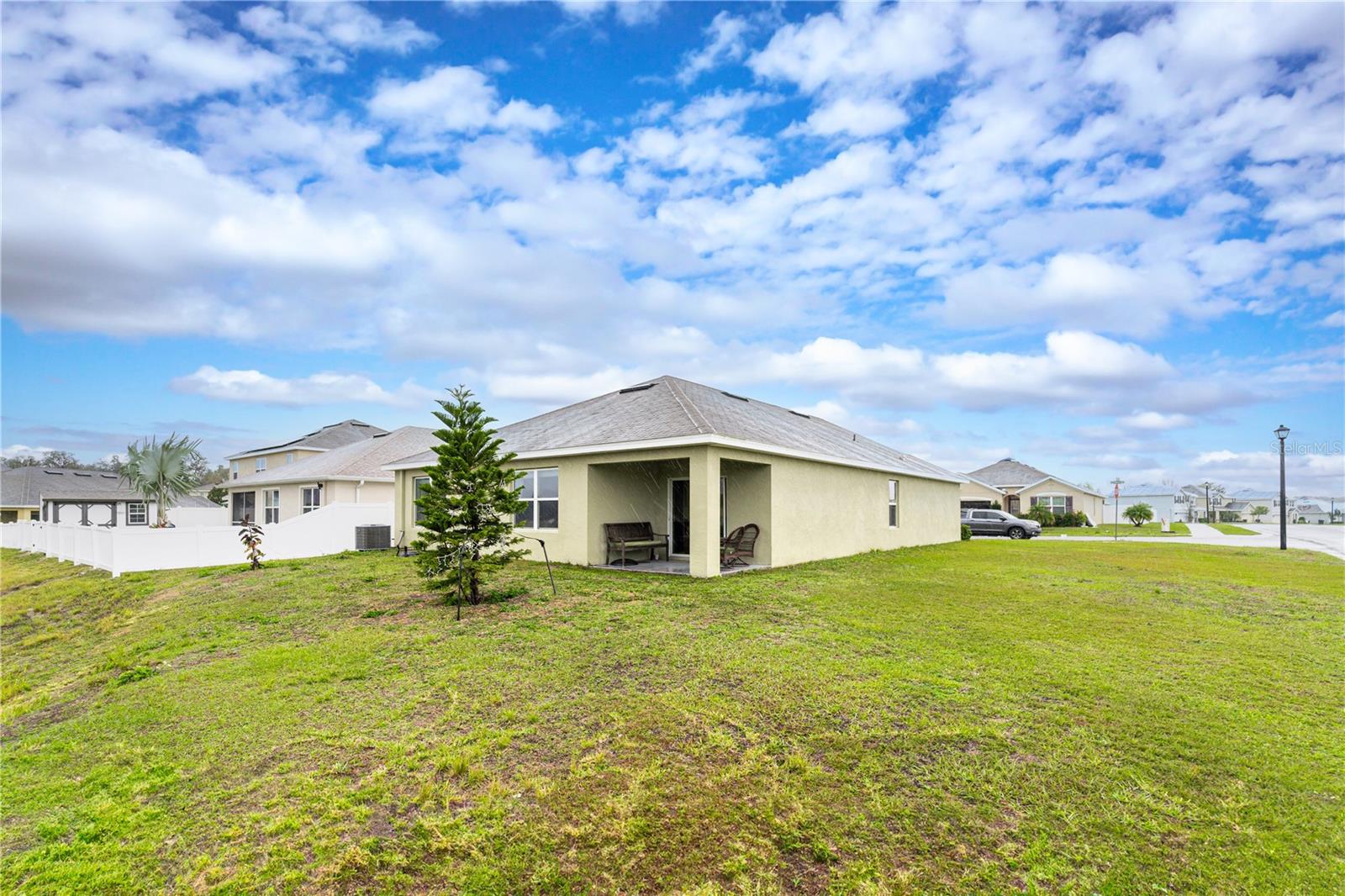 35661 JENNY LYNNE CIR, ZEPHYRHILLS, FL, 33541