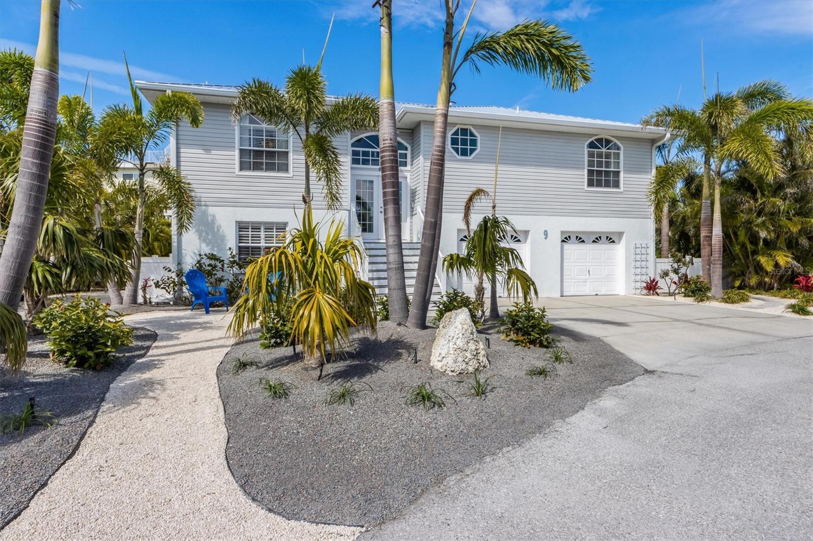 9 PALM HARBOR DR, HOLMES BEACH, FL, 34217