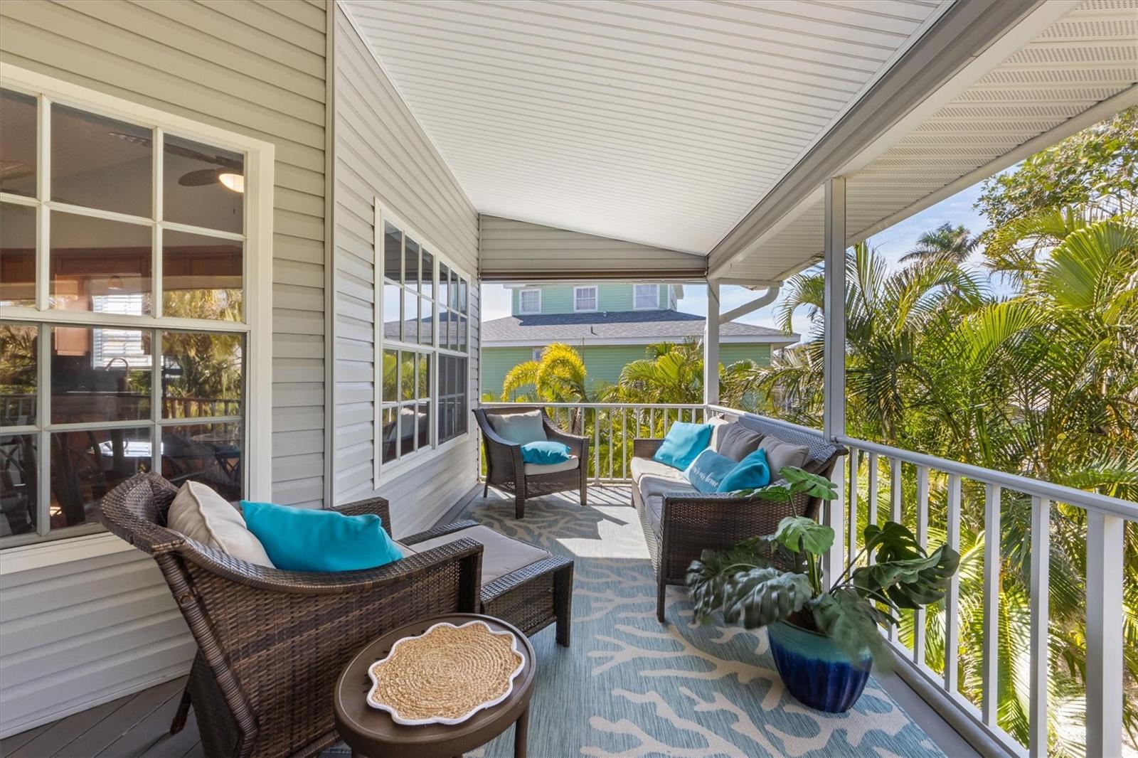 9 PALM HARBOR DR, HOLMES BEACH, FL, 34217