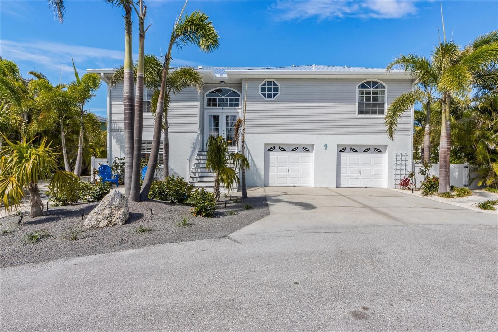 9 PALM HARBOR DR, HOLMES BEACH, FL, 34217