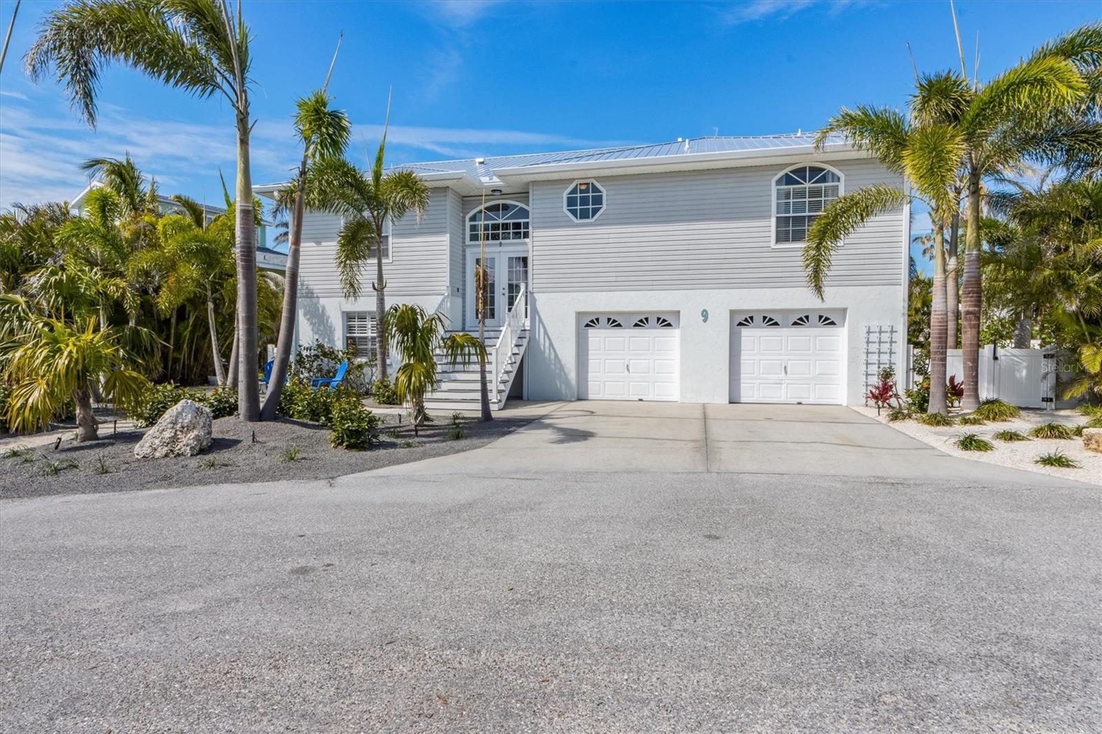 9 PALM HARBOR DR, HOLMES BEACH, FL, 34217