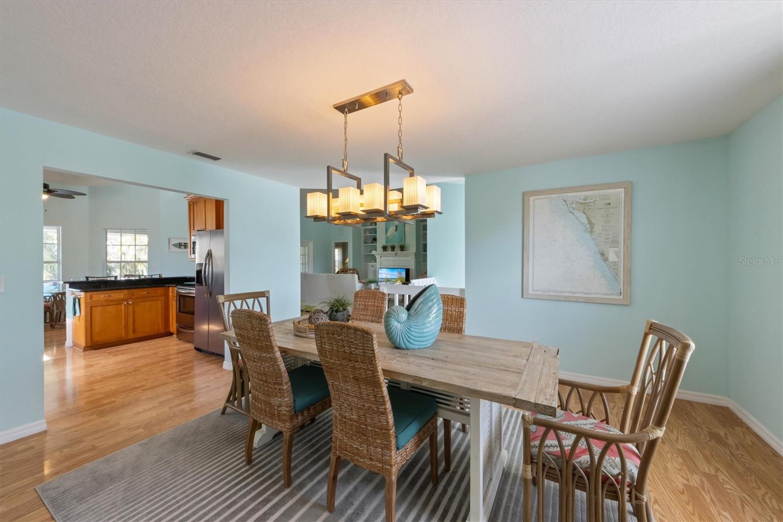 9 PALM HARBOR DR, HOLMES BEACH, FL, 34217