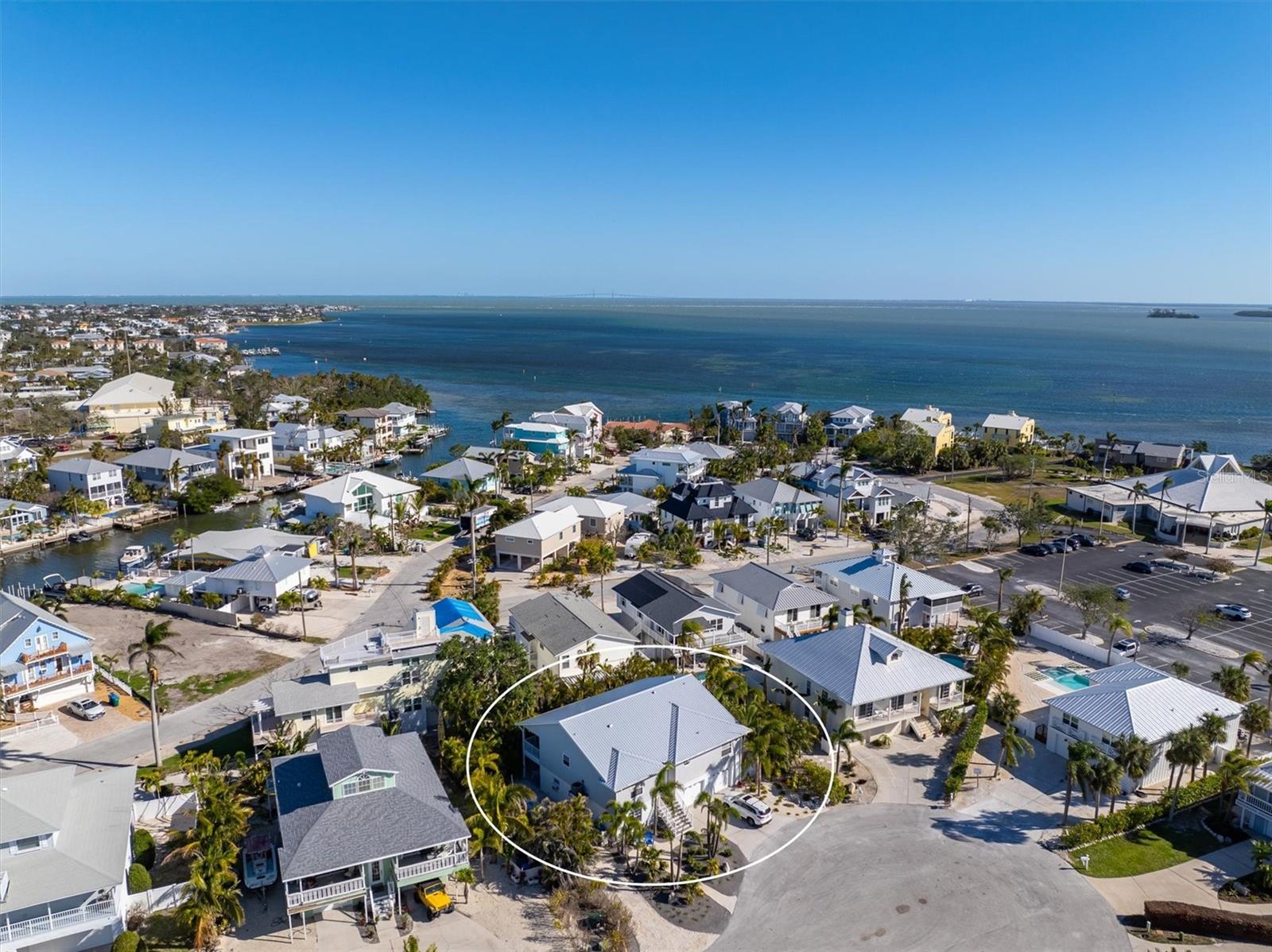 9 PALM HARBOR DR, HOLMES BEACH, FL, 34217