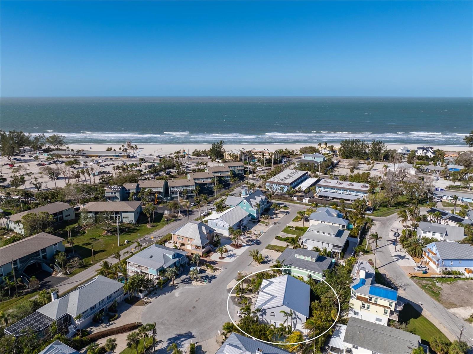 9 PALM HARBOR DR, HOLMES BEACH, FL, 34217